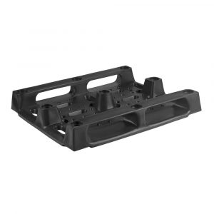 Pallet rotomoldado 1000×1200 com runner e aba lateral Vista Inferior